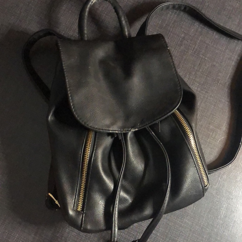 Mini Backpack - Picture 2 of 4